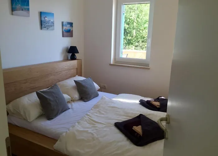 Moderne Familienwohnung Mit Panorama-Meerblick Медвежа