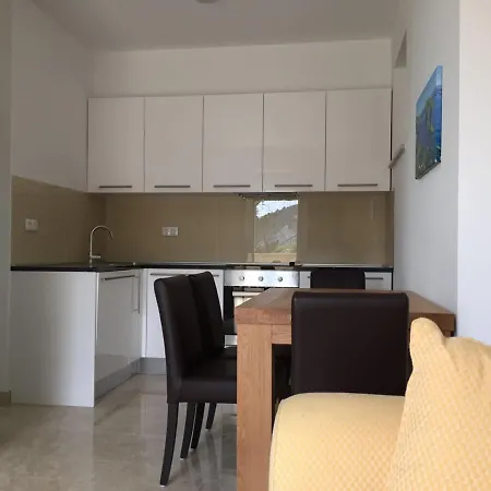 Moderne Familienwohnung Mit Panorama-Meerblick 4*