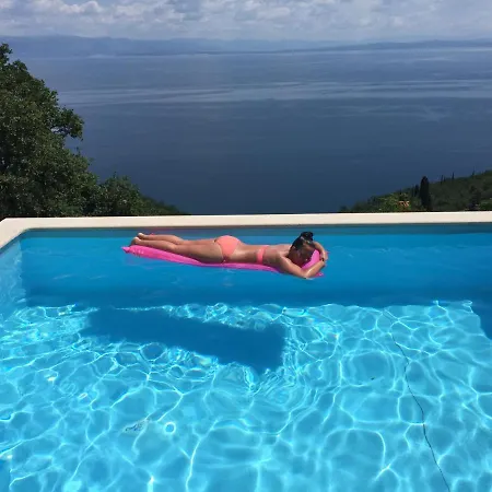 Pensiune Moderne Familienwohnung Mit Panorama-Meerblick 4*