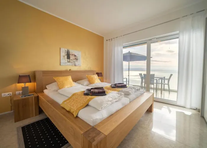Moderne Familienwohnung Mit Panorama-Meerblick Maison d'hôtes Medveja